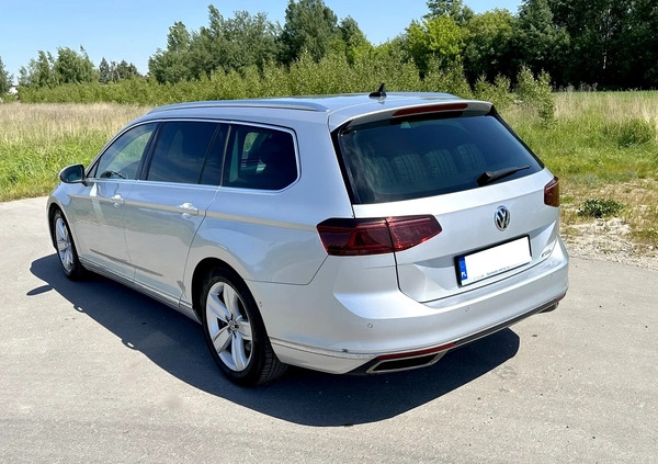Volkswagen Passat cena 117999 przebieg: 135000, rok produkcji 2020 z Głogówek małe 92